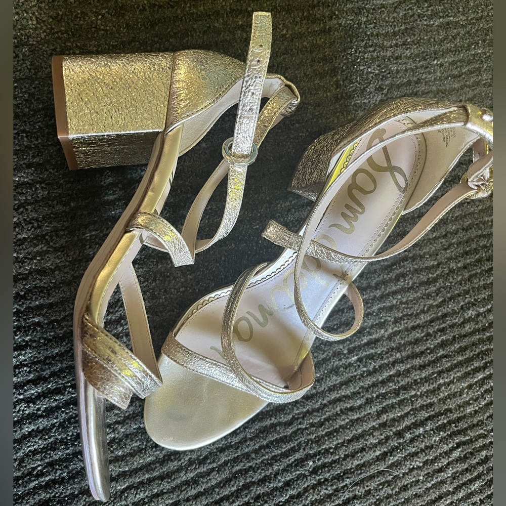 Sam Edelman 2.5 inch block heel gold 8.5